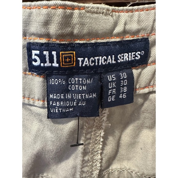 Men's 5.11 Tactical Gear Tan Cargo Shorts - Picture 3 of 6